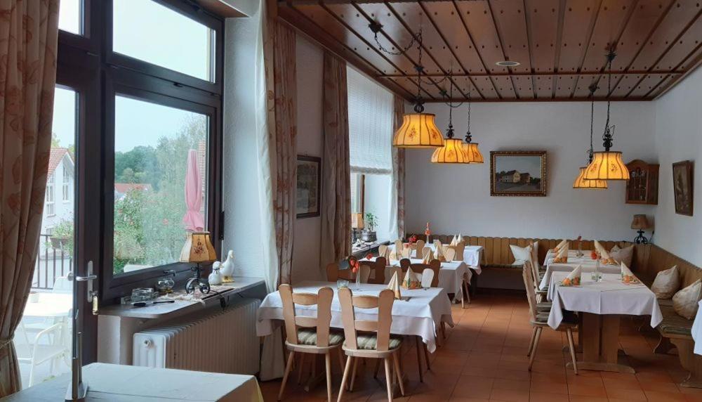 Hotel & Restaurant Krone Waldbronn Εξωτερικό φωτογραφία